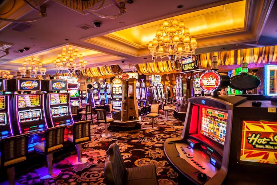 Deretan mesin slot untuk turnamen akhir pekan